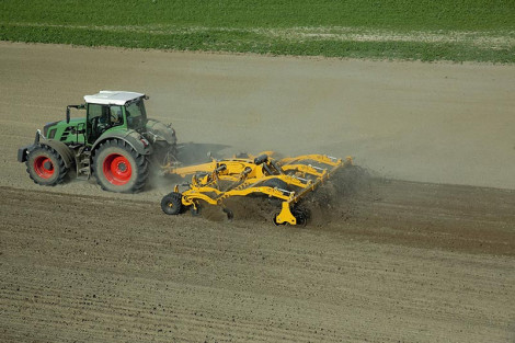 Agrisem-Disc-O-Mulch-Silver-6m-09-15Y16A9466