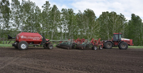 kombinirovannyie-posevnyie-kompleksyi-serii-FEAT-s-vyisevom-v-diskovyiy-soshnik-2