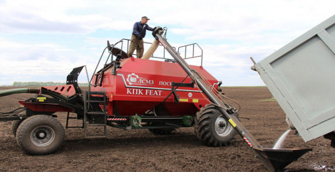 kombinirovannyie-posevnyie-kompleksyi-serii-FEAT-s-vyisevom-v-diskovyiy-soshnik-6