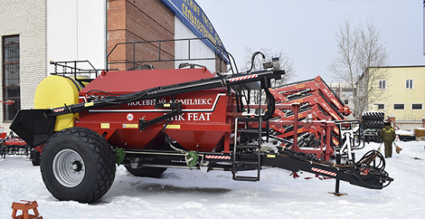 sistemyi-vneseniya-jidkih-udobreniy-FeatAgro-dlya-kombinirovannyih-posevnyih-kompleksov-s-vyisevom-v-diskovyiy-soshnik-3